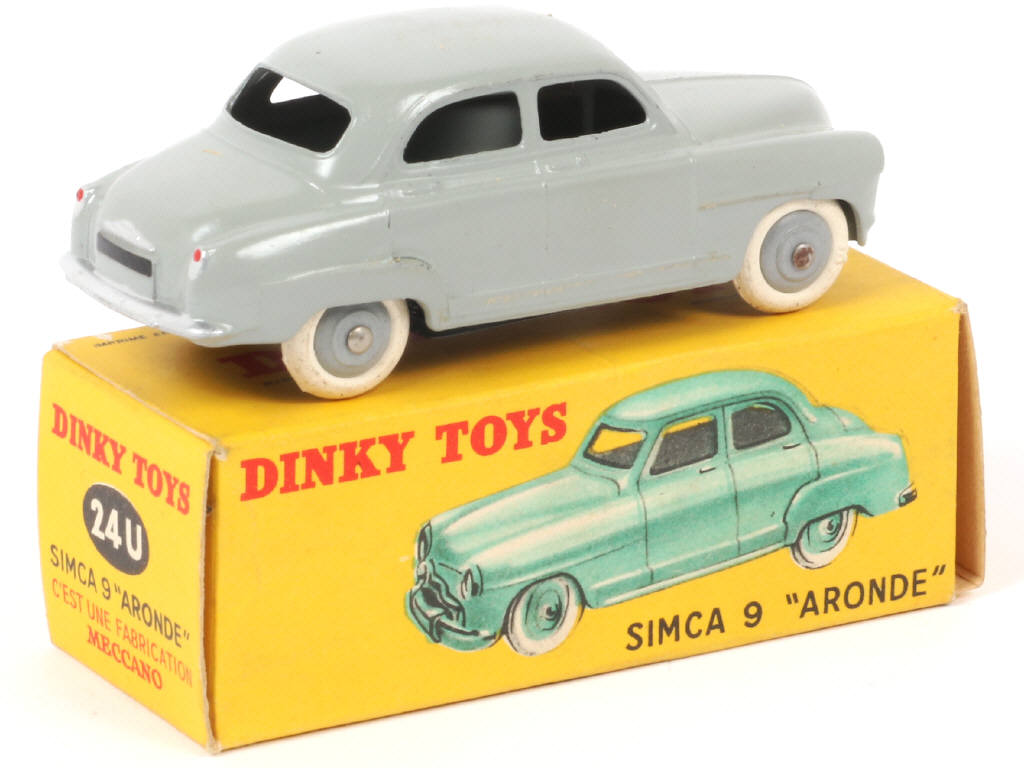 Lot 469 - DINKY TOYS (FRANCE) (1)