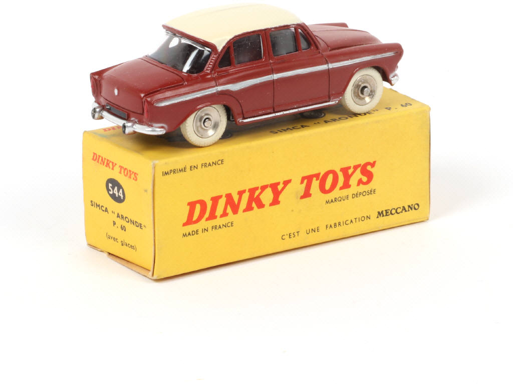 Lot 484 - DINKY TOYS (FRANCE) (1)