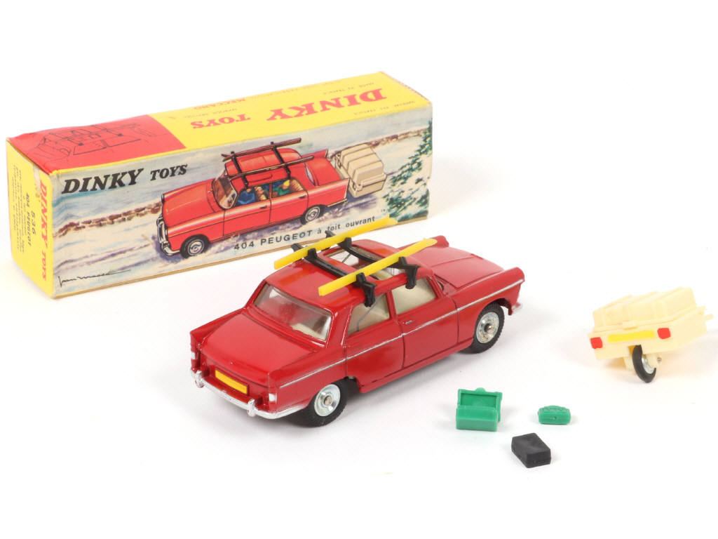 Lot 488 - DINKY TOYS (FRANCE) (1)