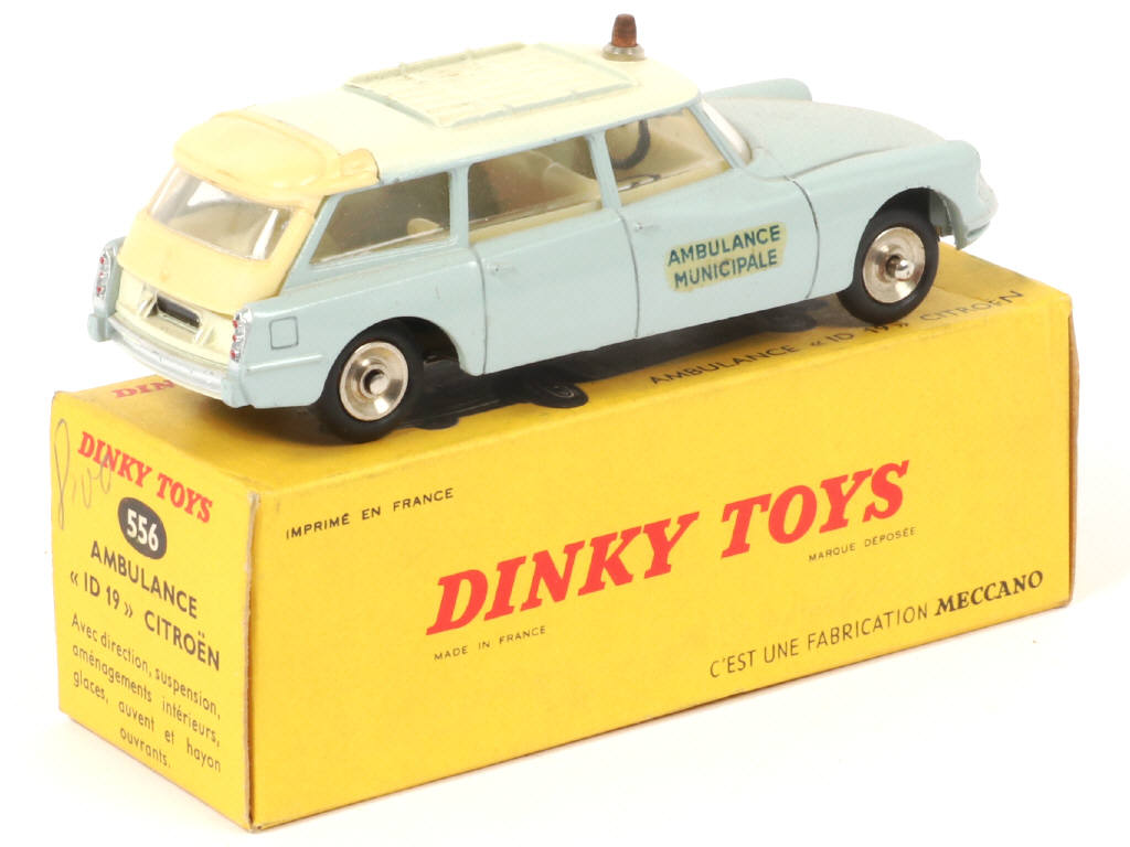 Lot 489 - DINKY TOYS (FRANCE) (1)