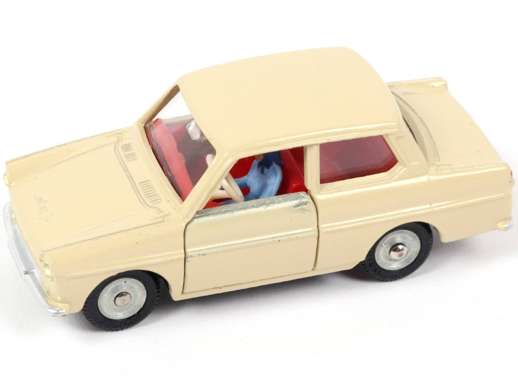 Lot 498 - DINKY TOYS (FRANCE) (1)