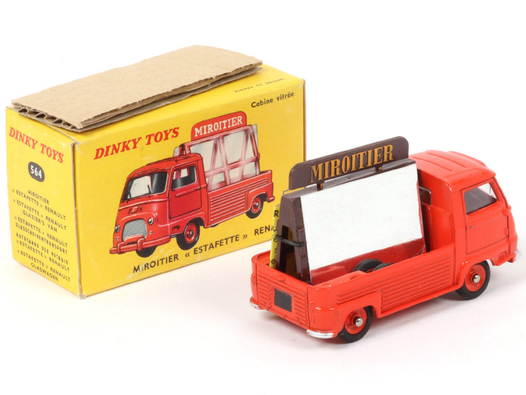 Lot 526 - DINKY TOYS (FRANCE) (1)