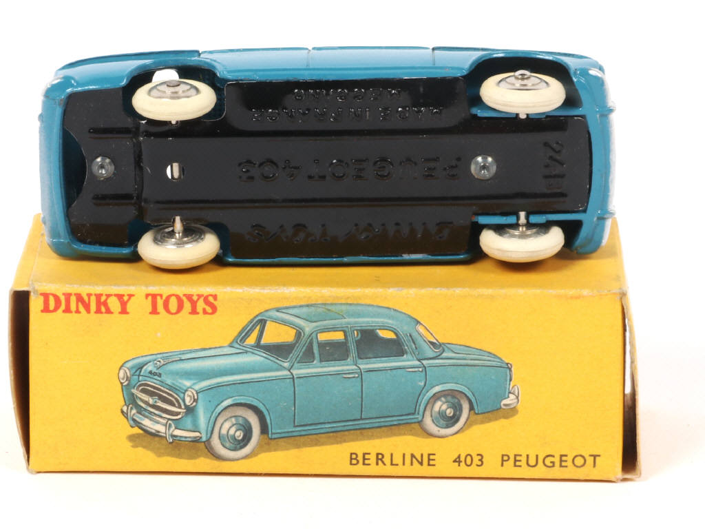Lot 462 - DINKY TOYS (FRANCE) (1)