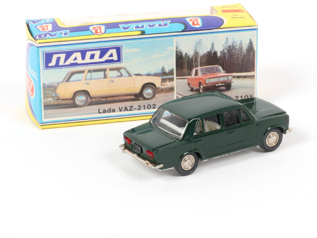 Lot 99 - NOVOEXPORT (URSS) (1)