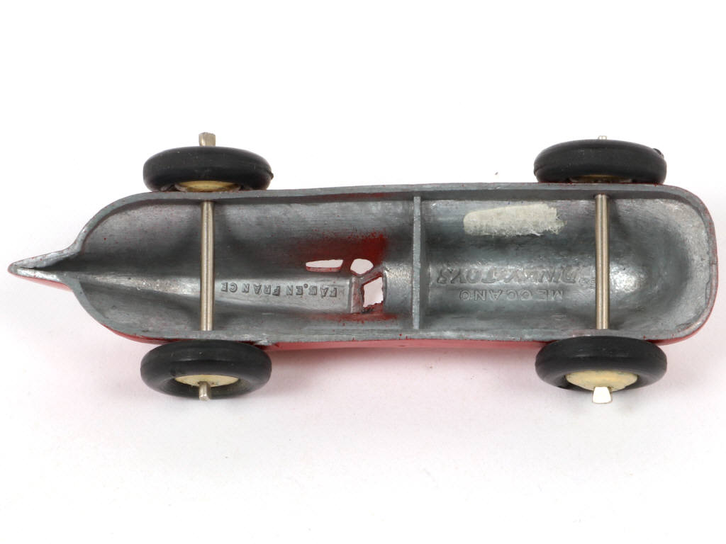 Lot 457 - DINKY TOYS (FRANCE) (1)