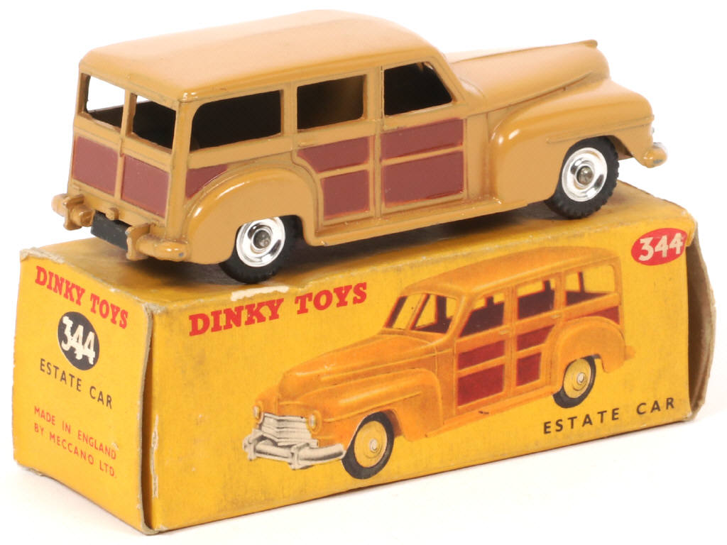Lot 546 - DINKY TOYS (GB) (1)