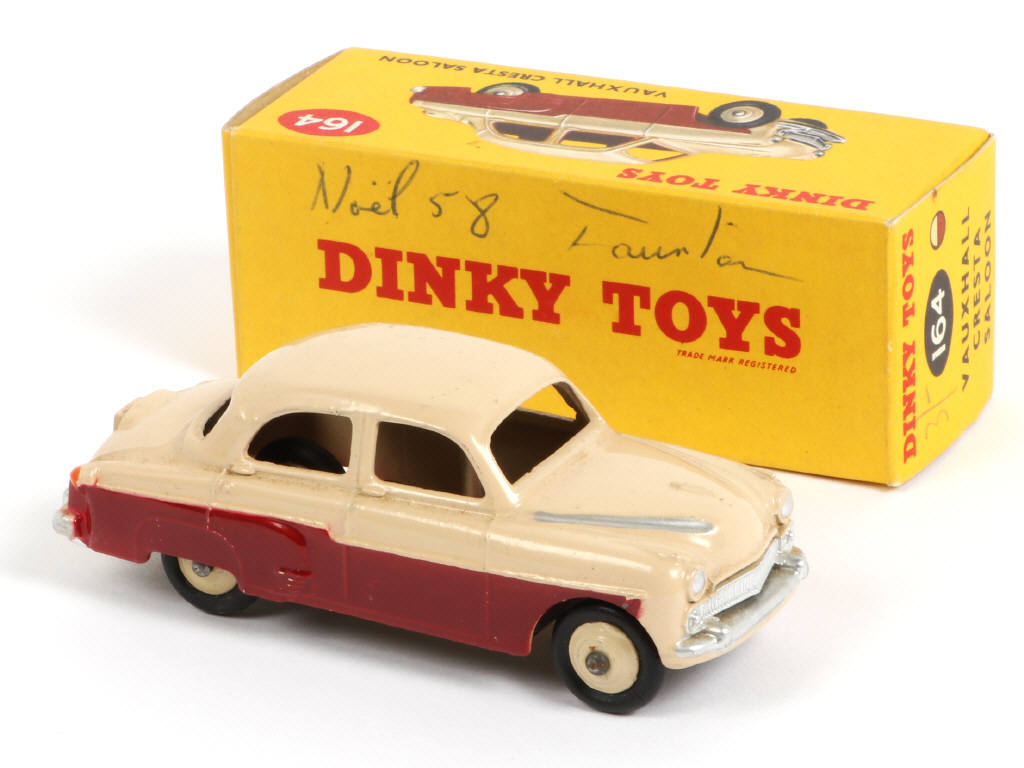 Lot 541 - DINKY TOYS (GB) (1)