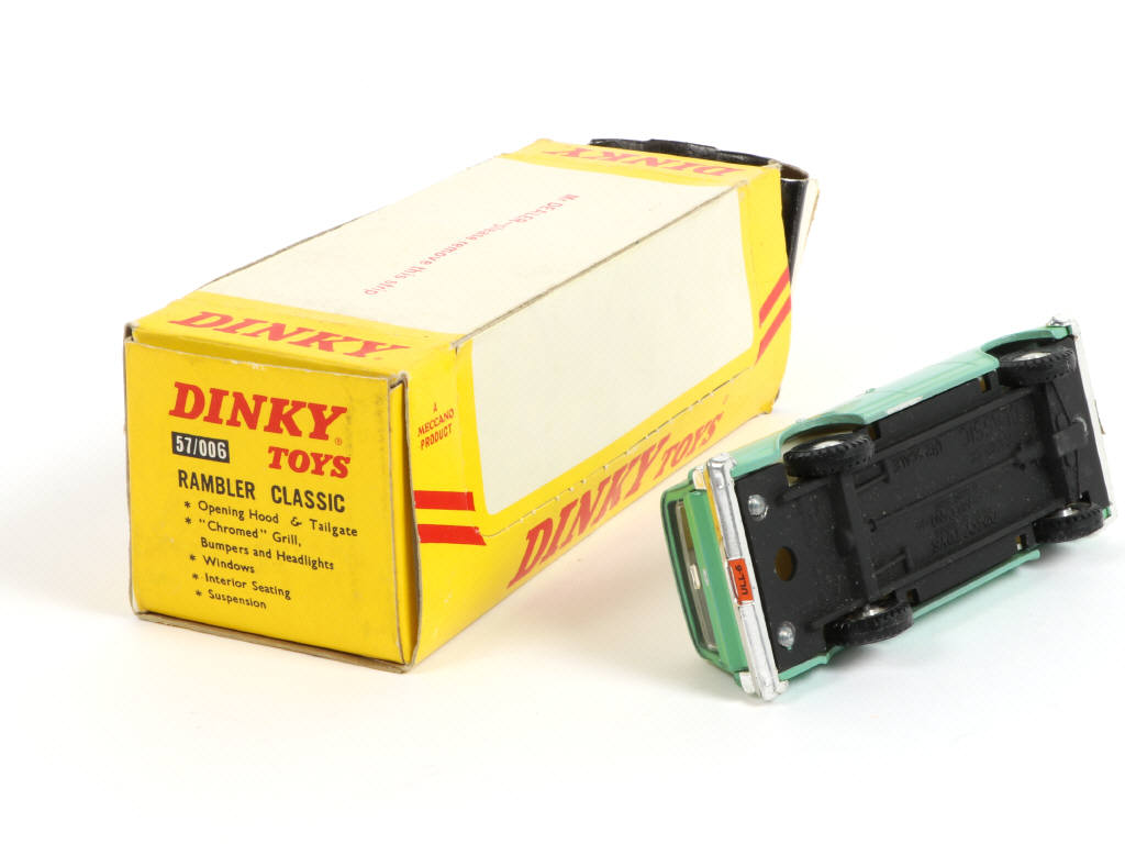 Lot 578 - DINKY TOYS (GB) (1)