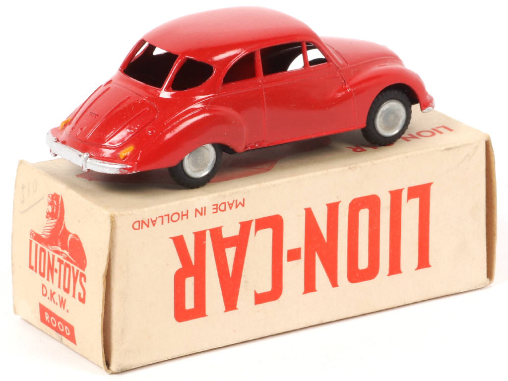 Lot 117 - LION-CAR (PAYS-BAS) (1)