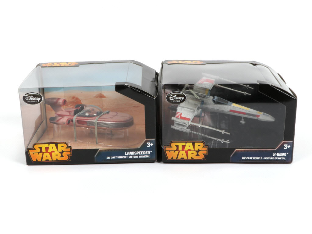 Lot 272 - WALT DISNEY PRODUCTIONS (USA) (3)