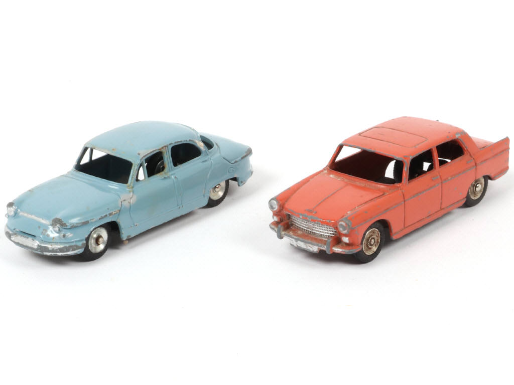 Lot 327 - DINKY TOYS (FRANCE) Série JUNIOR (2)