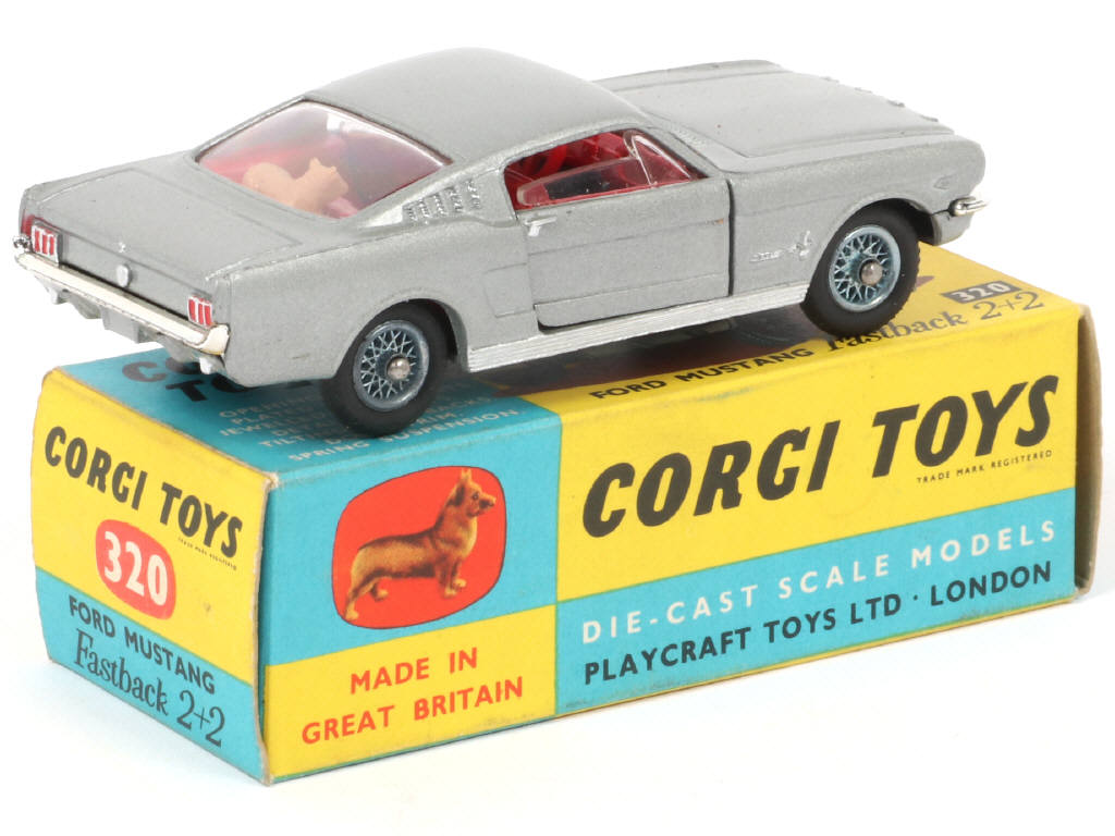 Lot 175 - CORGI TOYS (GB) (1)