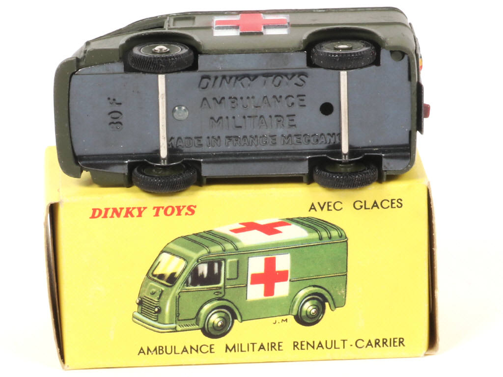 Lot 322 - DINKY TOYS (FRANCE) (1)