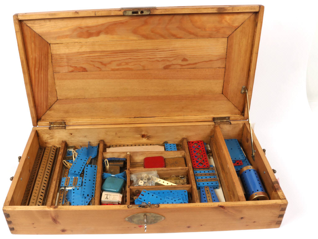 Lot 5 - MECCANO (FRANCE) (1)