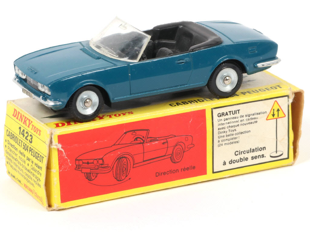 Lot 303 - DINKY TOYS (FRANCE) (1)