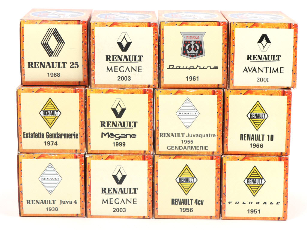 Lot 74 - EDITIONS HACHETTE (FRANCE) (12)