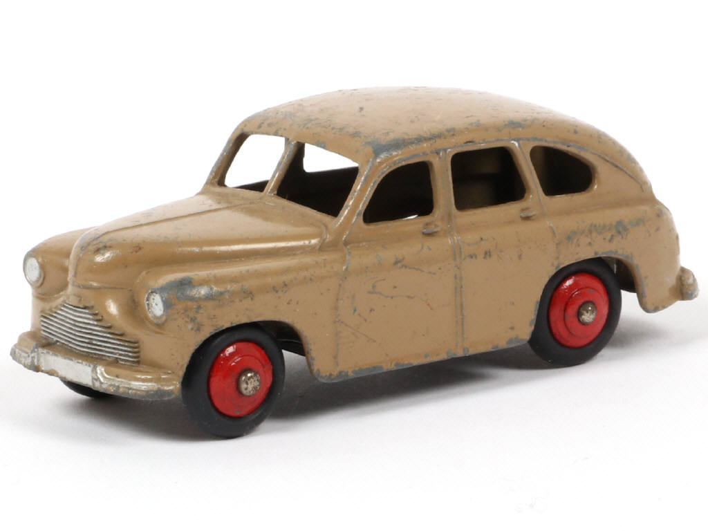 Lot 86 - DINKY TOYS (GB) (1)