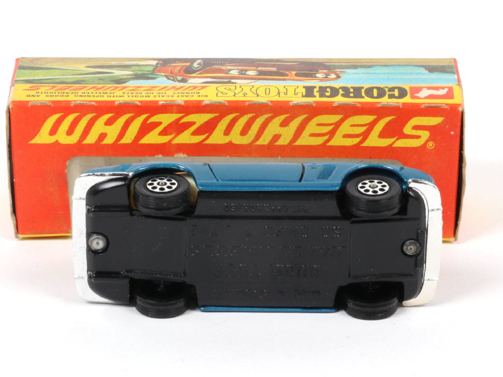 Lot 95 - CORGI TOYS (GB) (1)