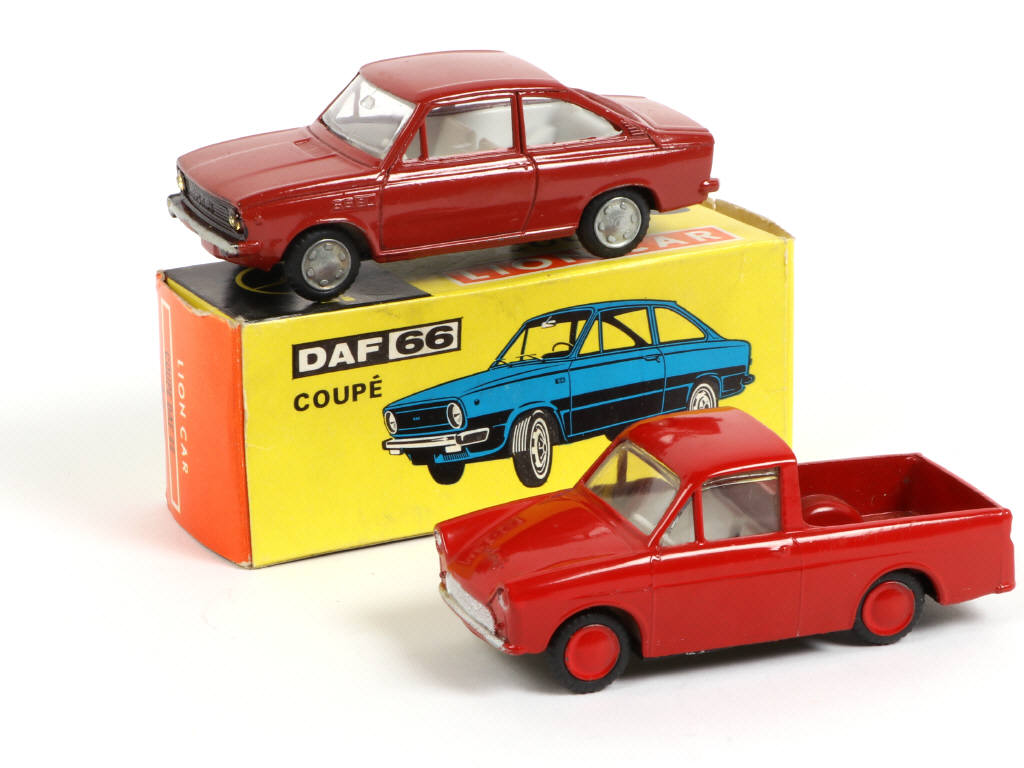 Lot 164 - LION-CAR (PAYS-BAS) (2)