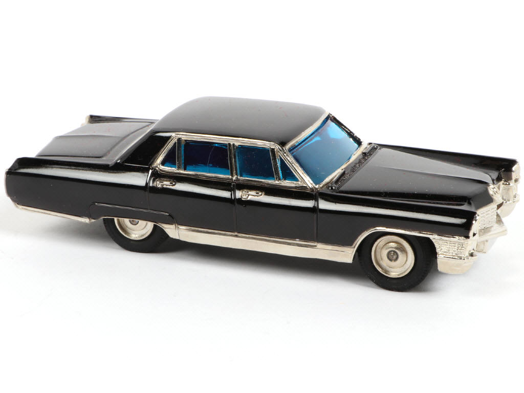 Lot 206 - K.K.SAKURA (JAPON) (1)