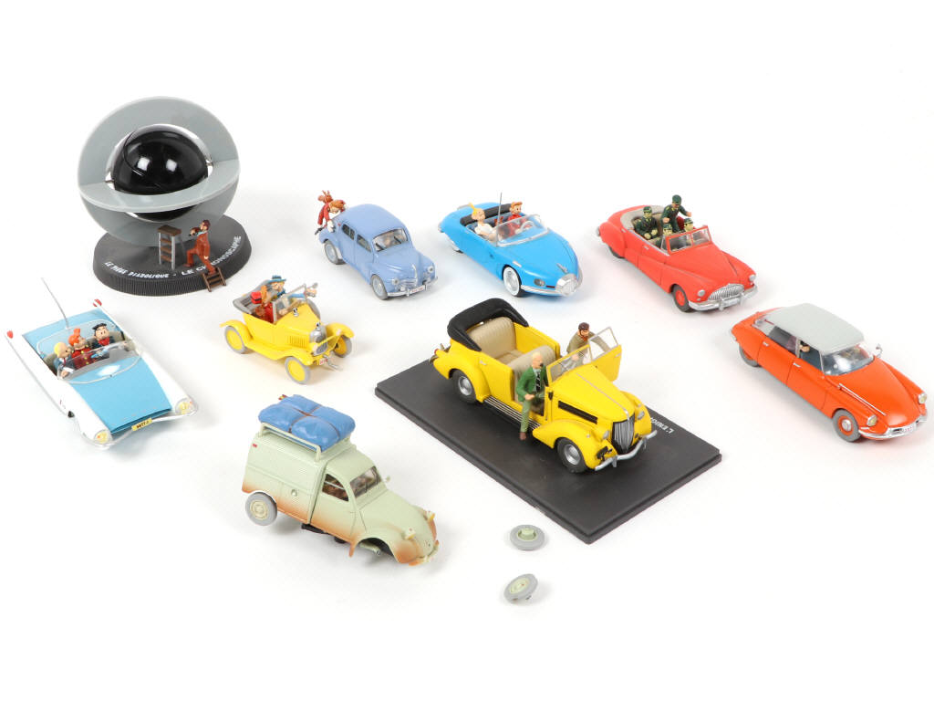 Lot 87 - DIVERS (18)