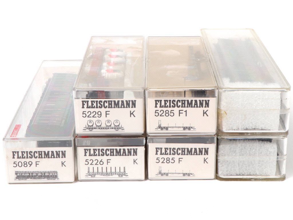 Lot 48 - FLEISCHMANN 'HO' (ALLEMAGNE) (7)