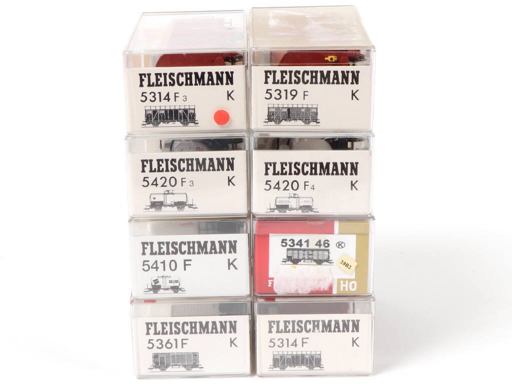 Lot 53 - FLEISCHMANN 'HO' (ALLEMAGNE) (8)