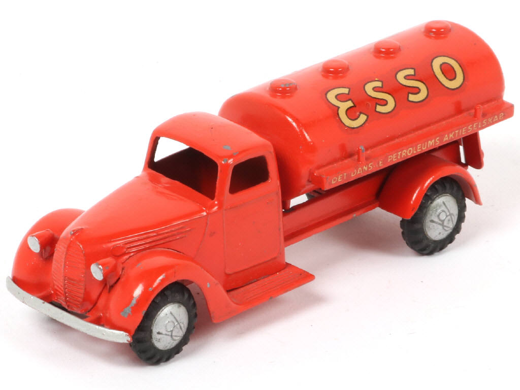 Lot 137 - TEKNO (DANEMARK) (1)