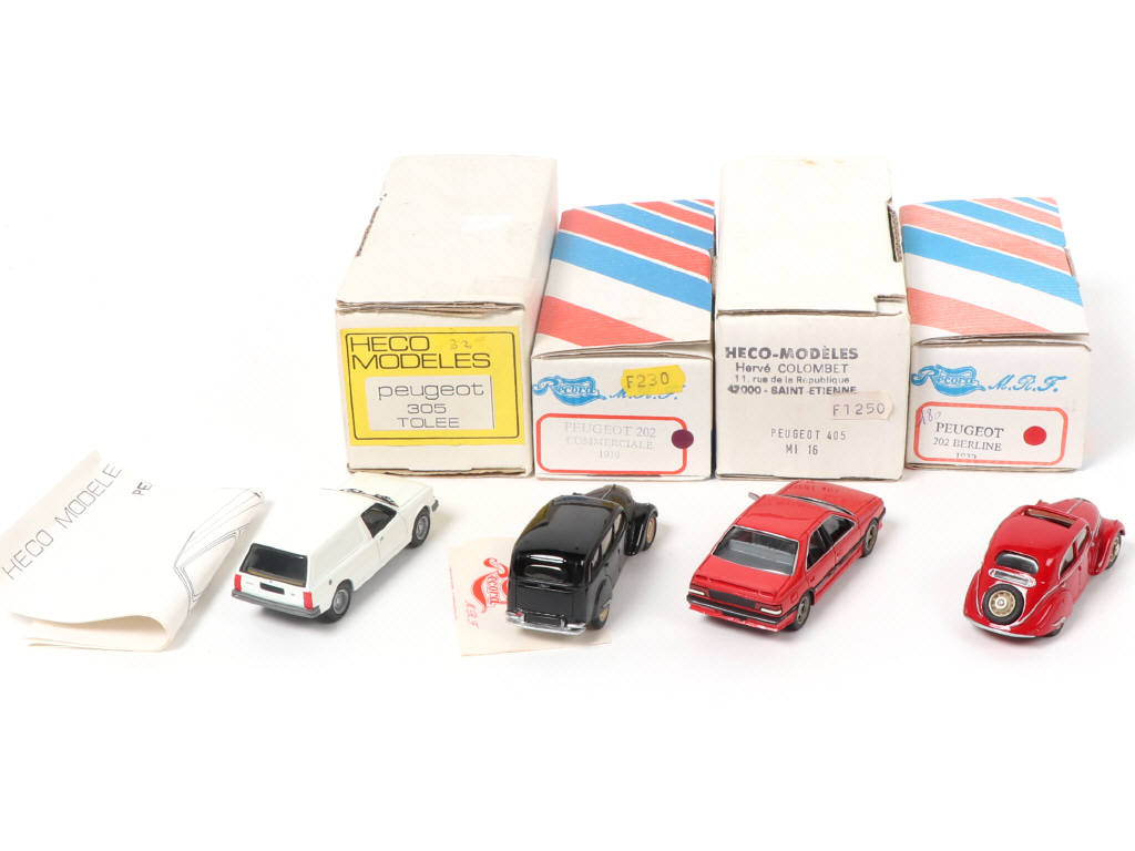 Lot 101 - DIVERS (4)