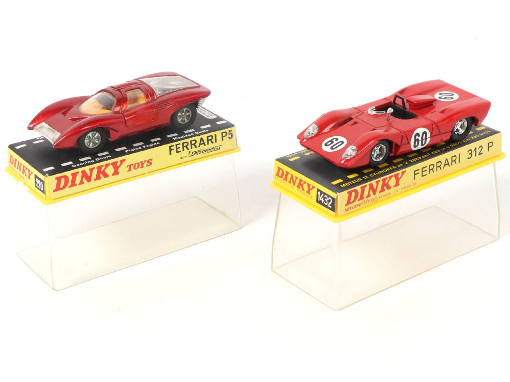 Lot 179 - DINKY TOYS (2)