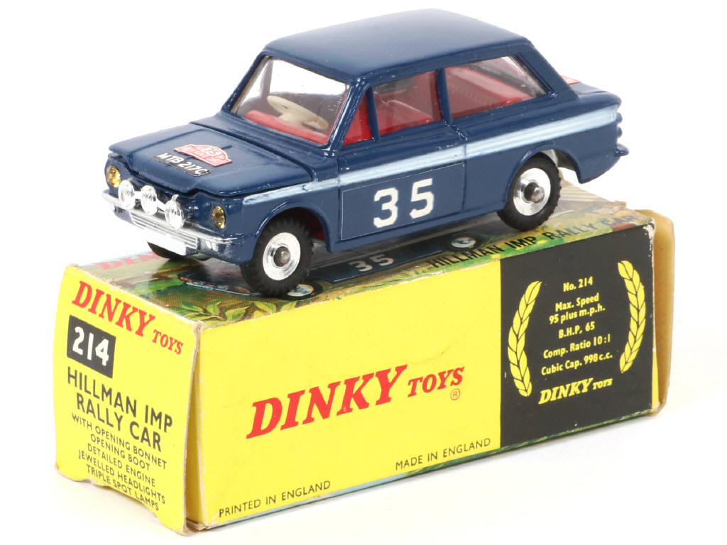 Lot 304 - DINKY TOYS (GB) (1)
