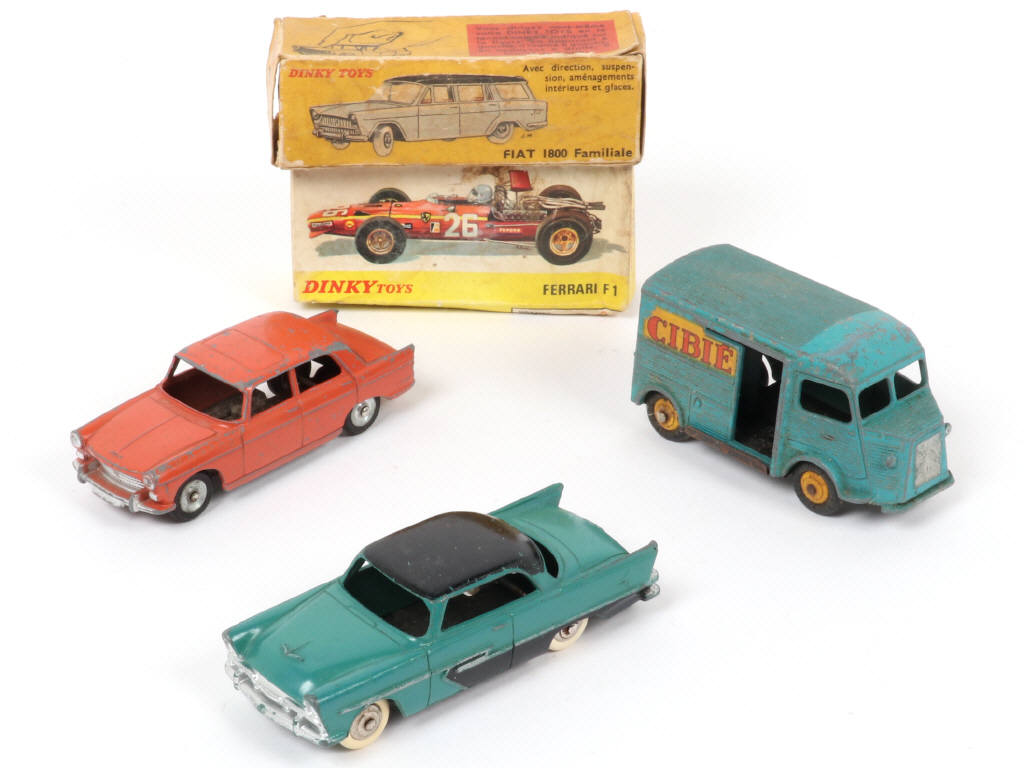 Lot 336 - DINKY TOYS (FRANCE) (5)