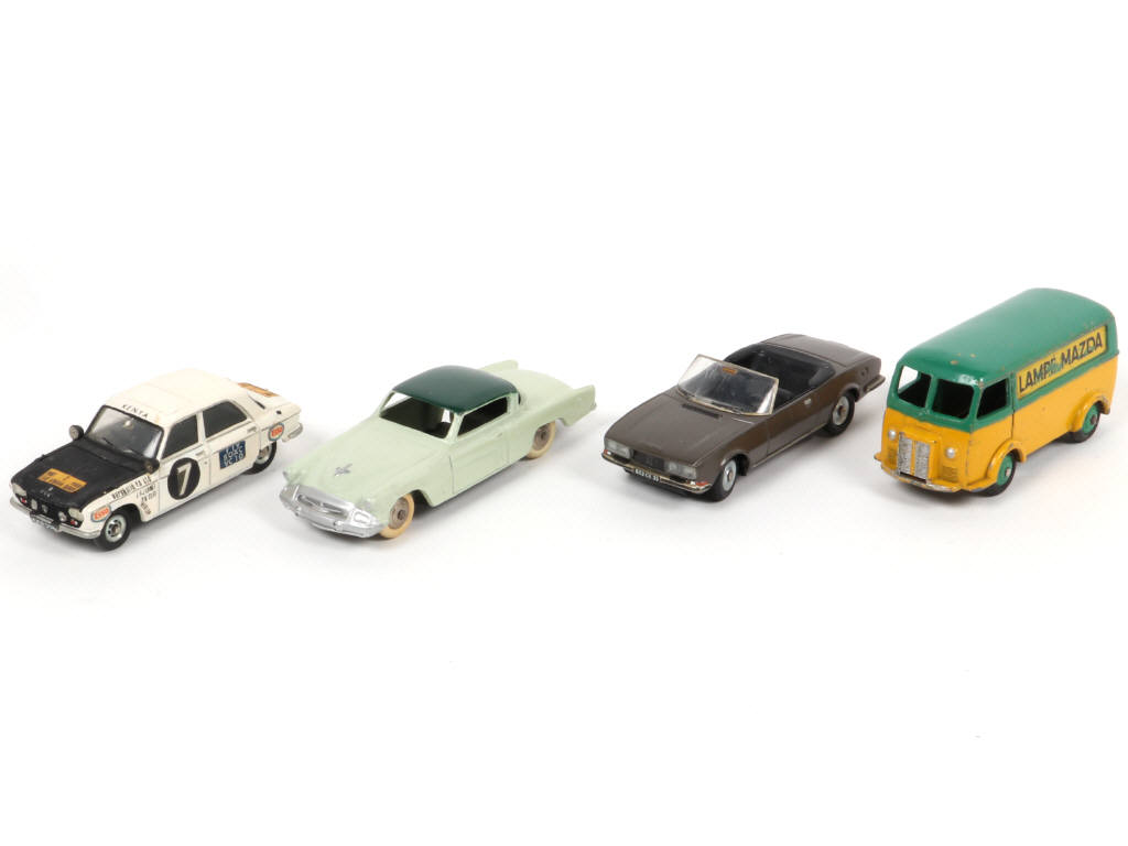 Lot 332 - DINKY TOYS (FRANCE) (4)