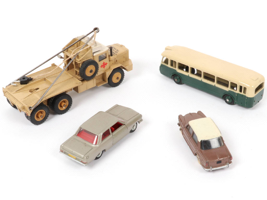 Lot 334 - DINKY TOYS (FRANCE) (4)