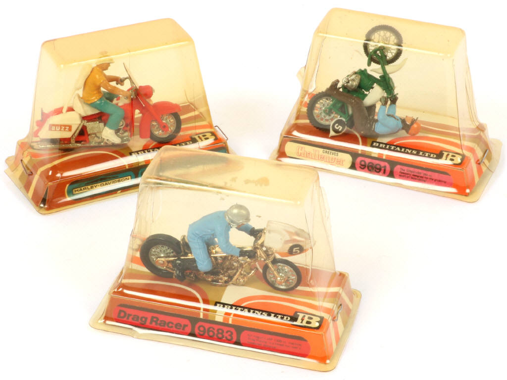 Lot 194 - BRITAINS (GB) (3)