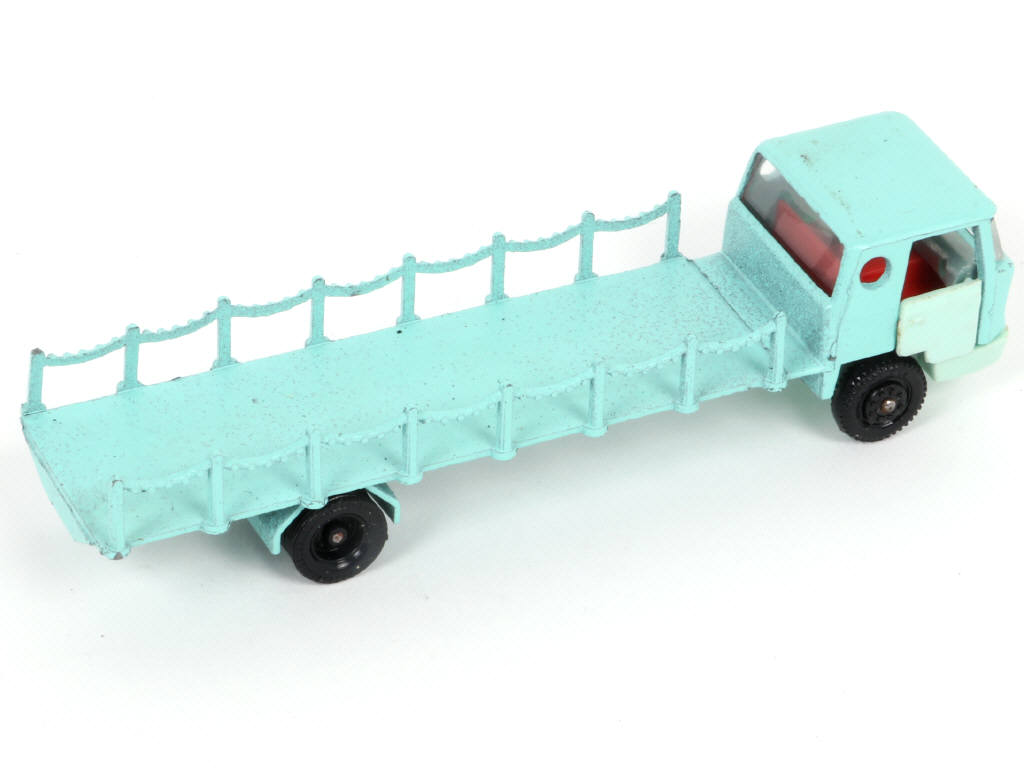 Lot 43 - MAJORETTE (FRANCE) (1)