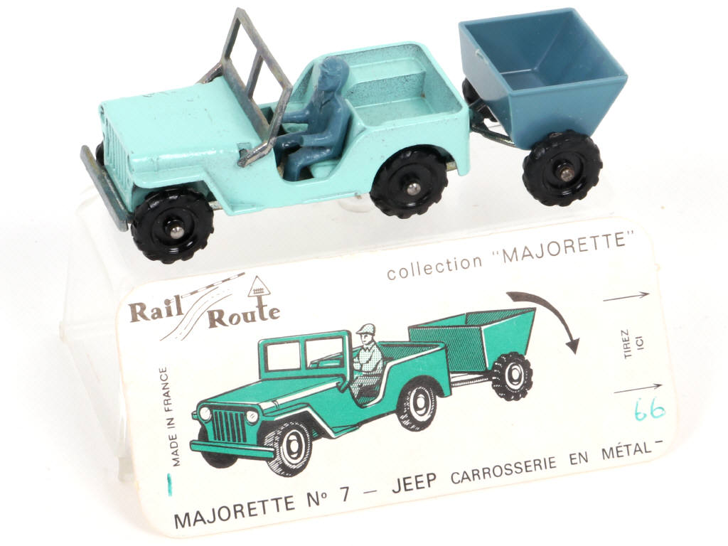 Lot 31 - MAJORETTE (FRANCE) (1)