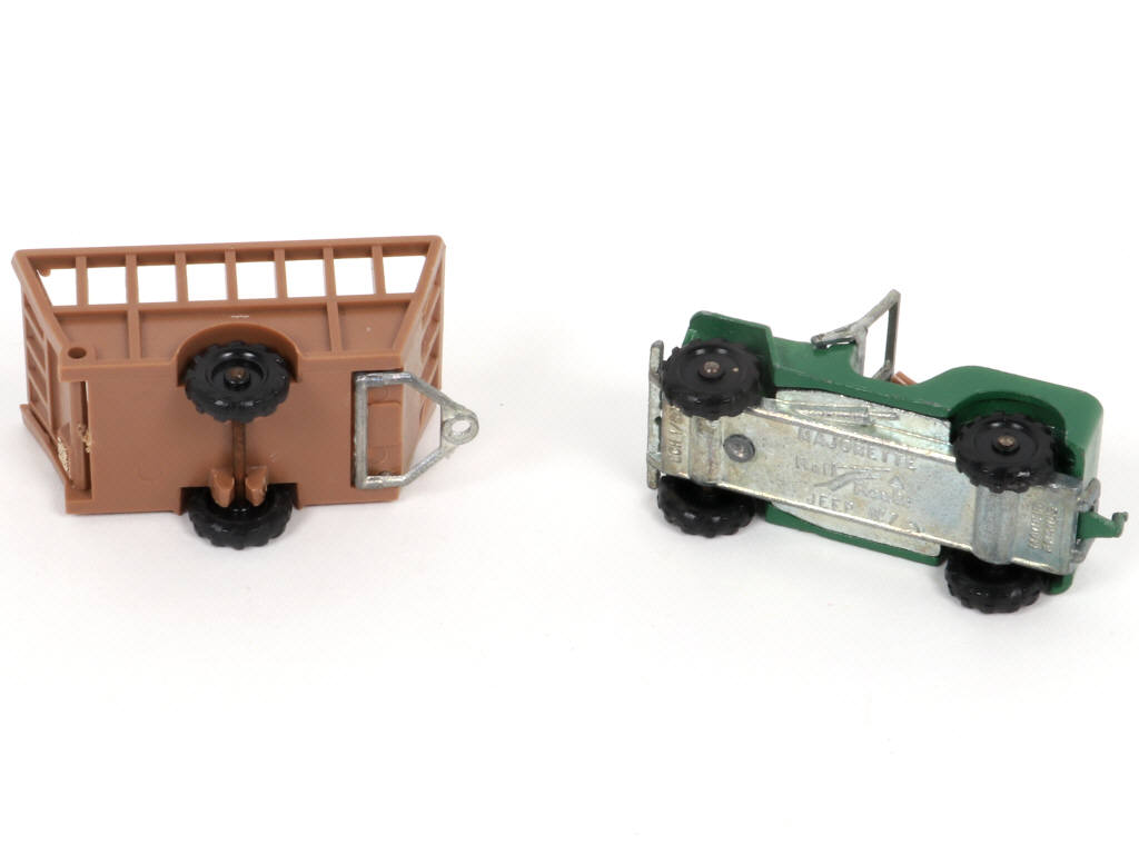 Lot 33 - MAJORETTE (FRANCE) (1)