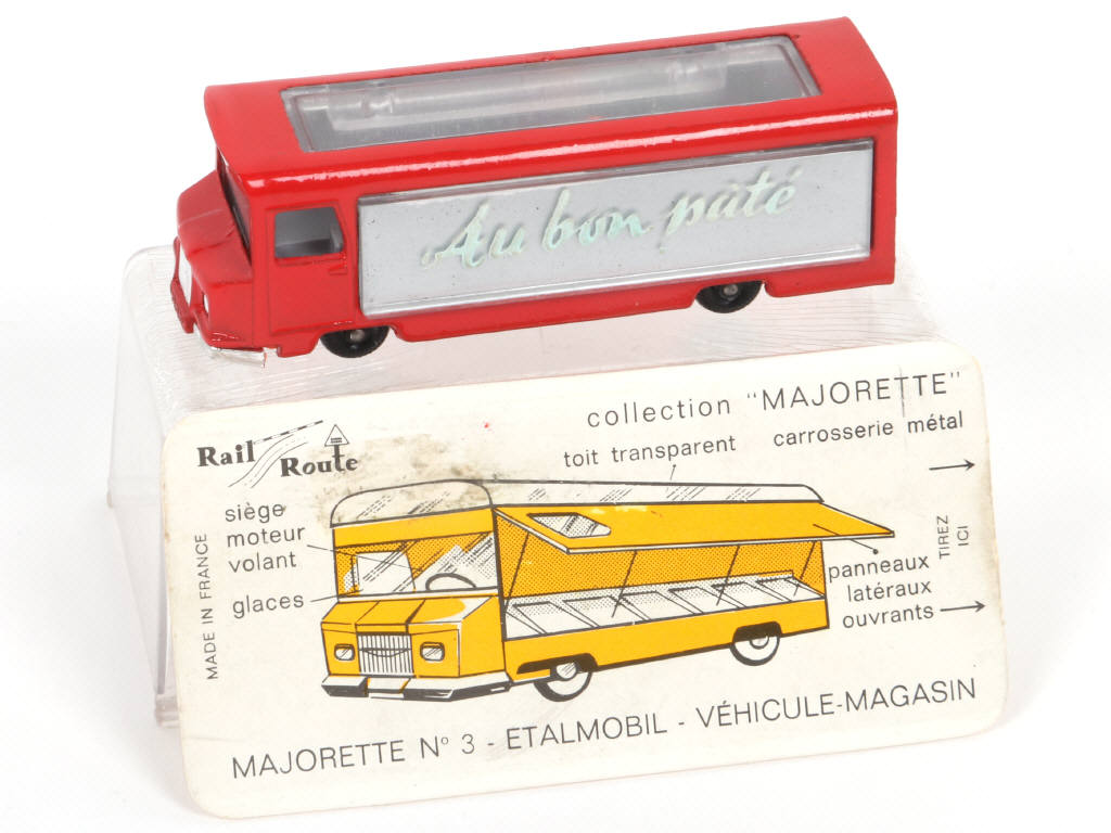 Lot 34 - MAJORETTE (FRANCE) (1)