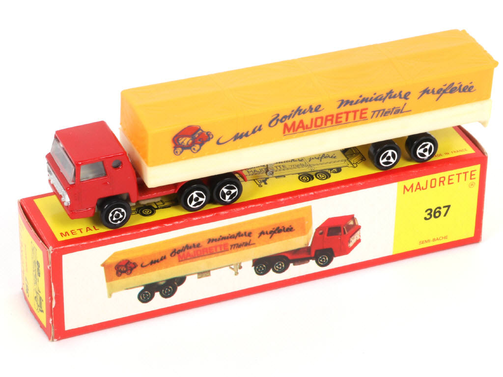 Lot 63 - MAJORETTE (FRANCE) (1)