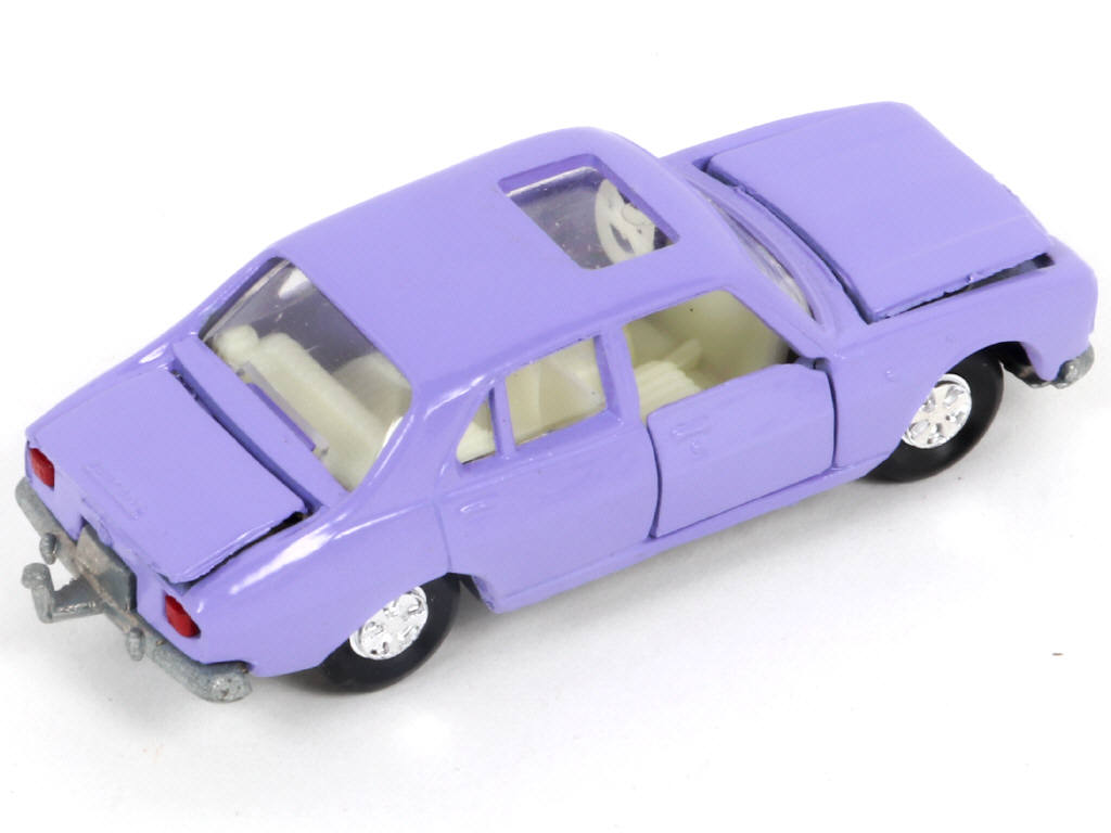 Lot 98 - MAJORETTE (FRANCE) (1)