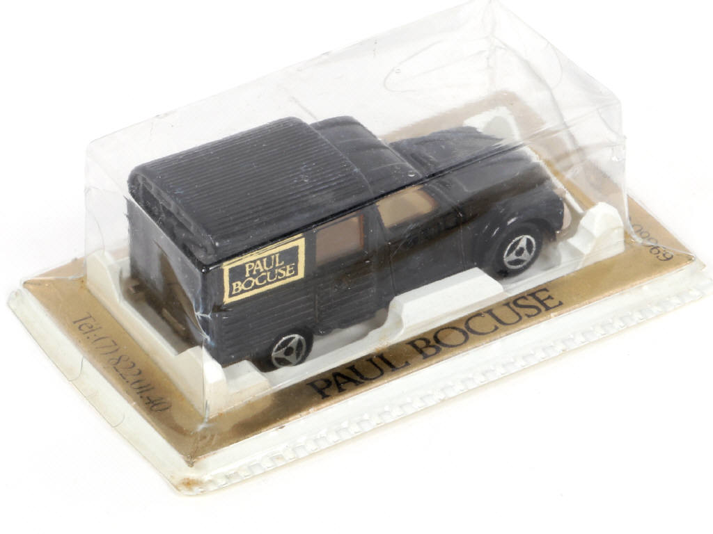 Lot 218 - MAJORETTE (FRANCE) (1)