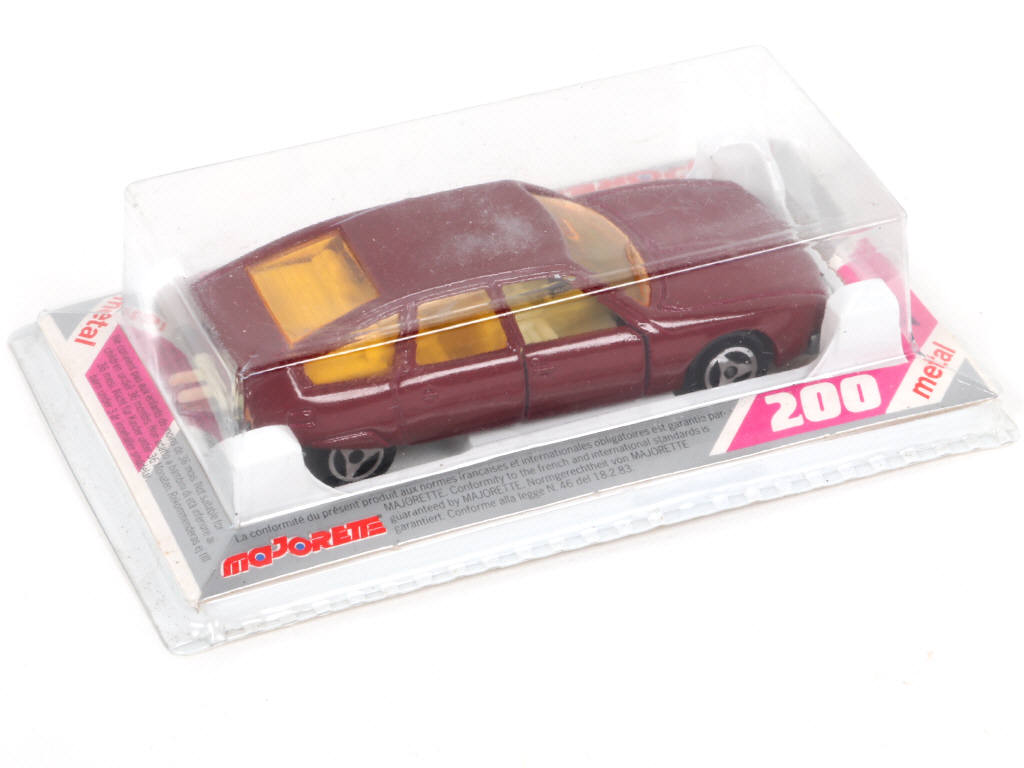 Lot 231 - MAJORETTE (FRANCE) (1)