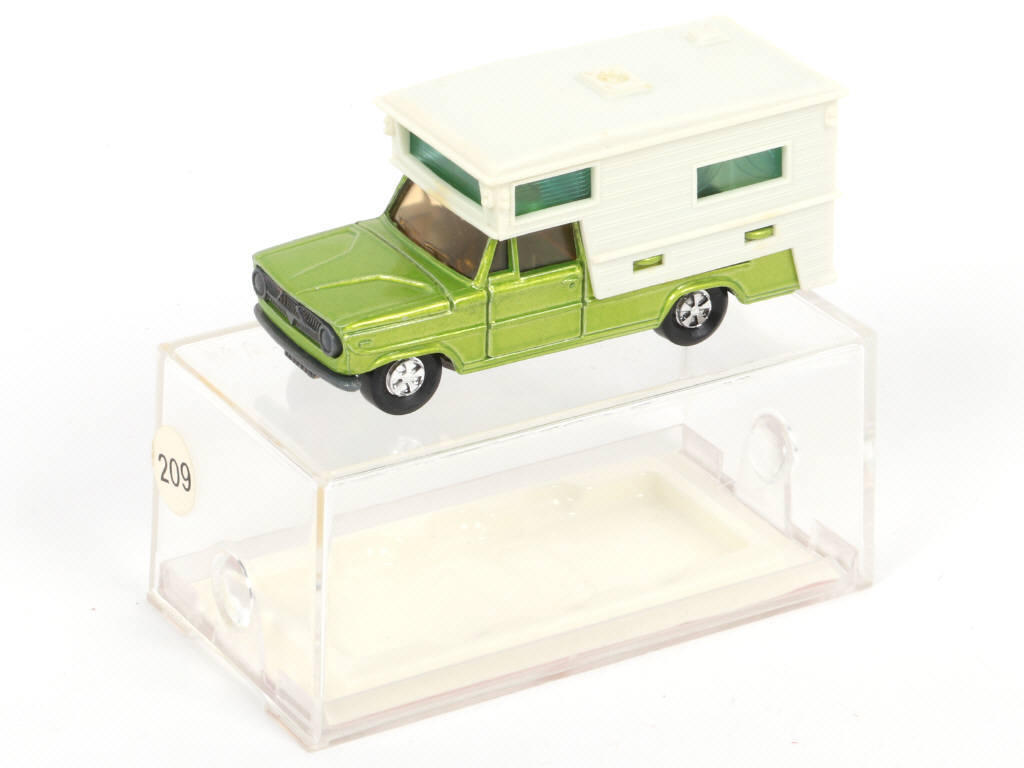 Lot 176 - MAJORETTE (FRANCE) (1)