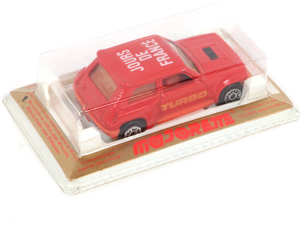 Lot 239 - MAJORETTE (FRANCE) (1)