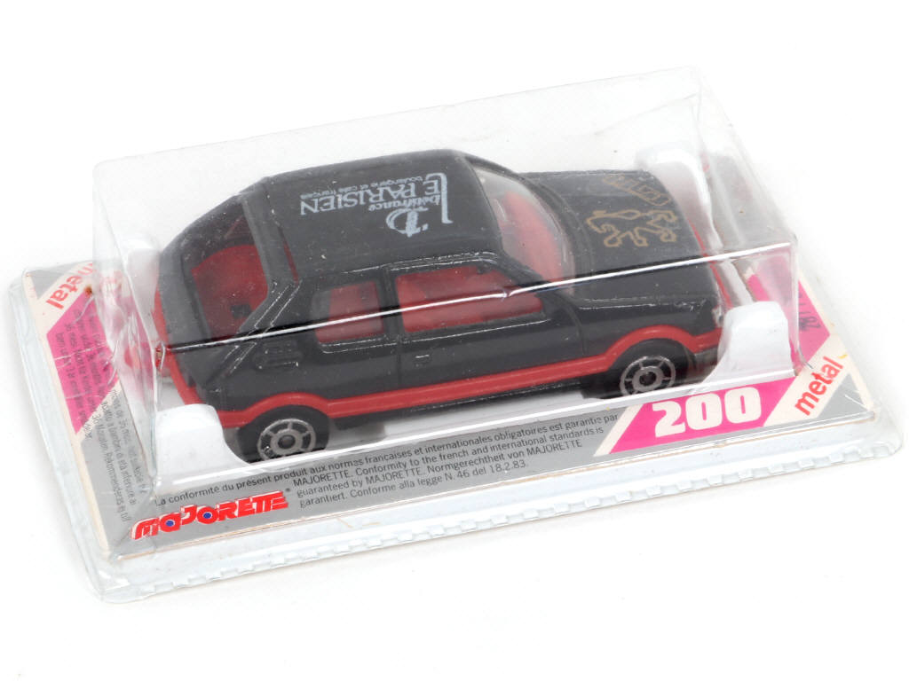 Lot 242 - MAJORETTE (FRANCE) (1)
