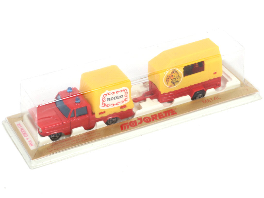 Lot 257 - MAJORETTE (FRANCE) (1)