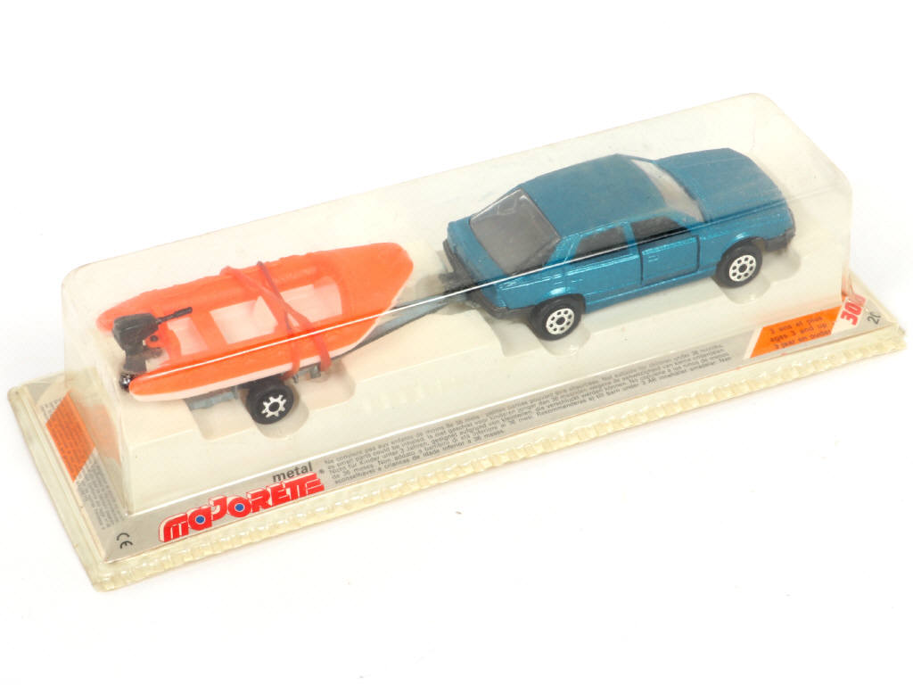 Lot 261 - MAJORETTE (FRANCE) (1)