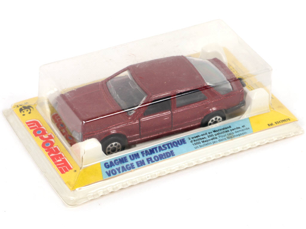 Lot 263 - MAJORETTE (FRANCE) (1)