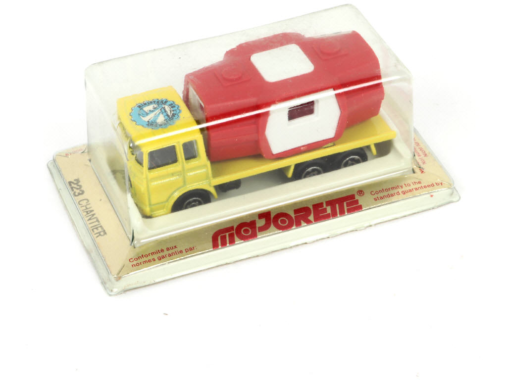 Lot 264 - MAJORETTE (FRANCE) (1)